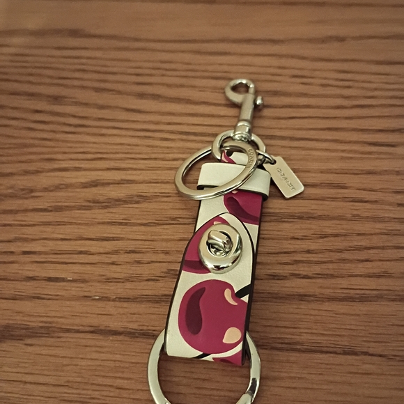 Coach Trigger Snap Cherry Bag Charm - Picture 3 of 3